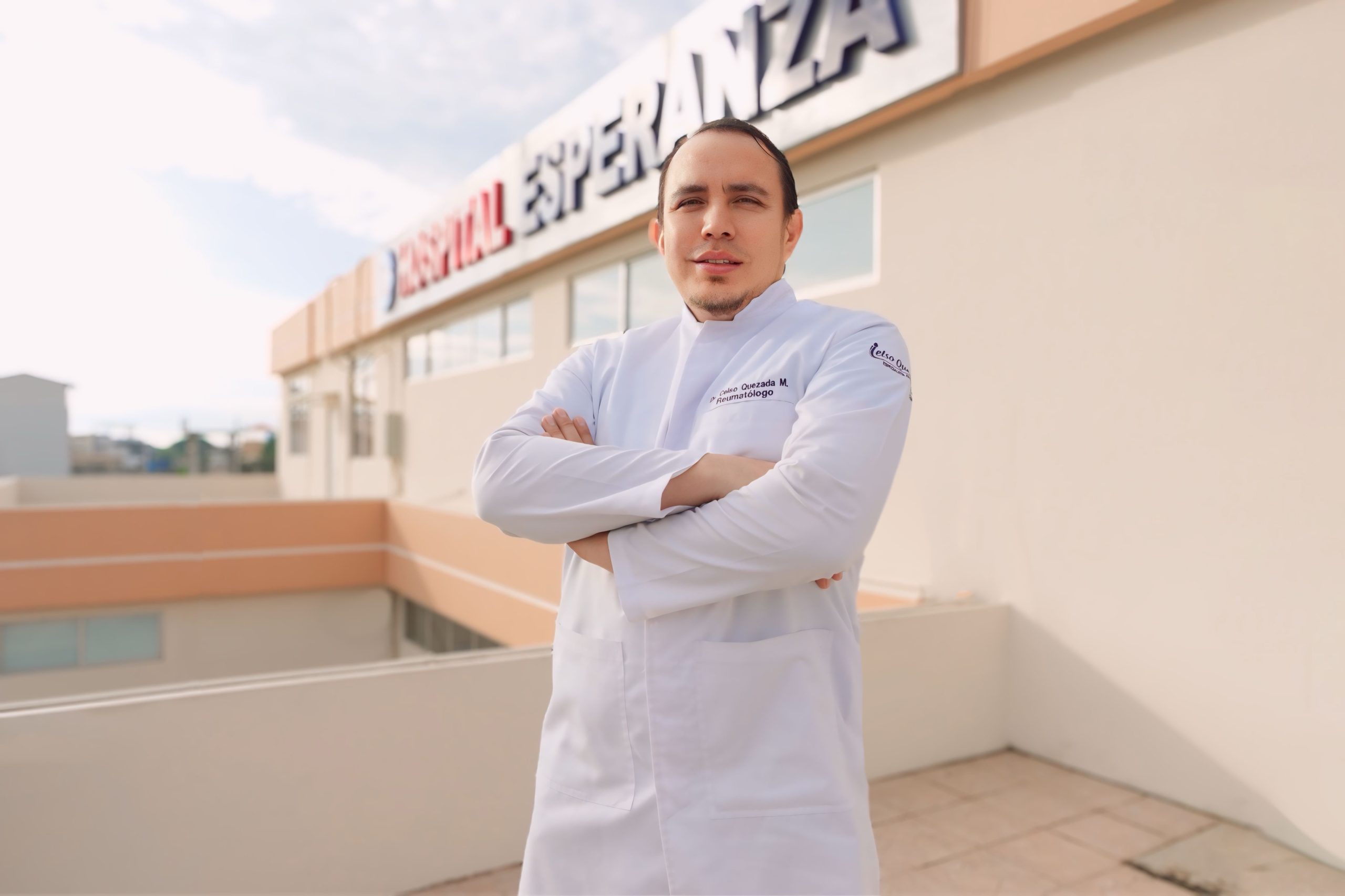 Dr Celso Quezada - Reumatología