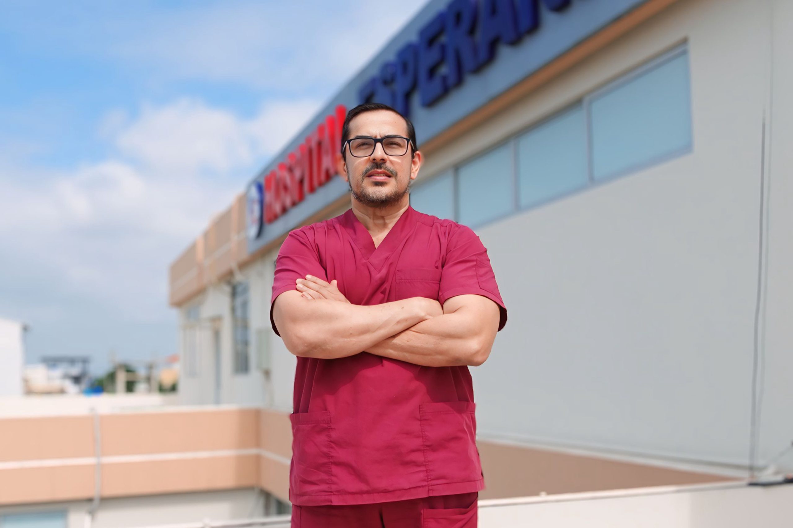 Dr-Luis-Cedeño-Gastroenterología